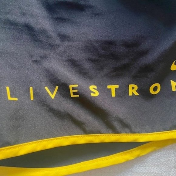 Nike Livestrong Running Shorts - Picture 2 of 3